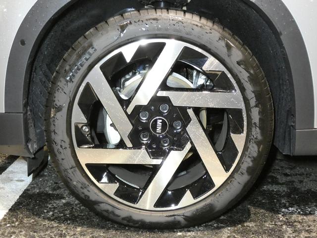 ＭＩＮＩ カントリーマンＳオール４　フェイバード・トリム　Ｍパッケージ　正規認定中古車　保証整備付　弊社試乗車　ナビ　ＥＴＣ　ドラレコ　バックカメラ　電動シート　ハーマンカードン　衝突軽減ブレーキ　アイドリングストップ　障害物ソナー　レーンキープ　Ａクルコン（60枚目）