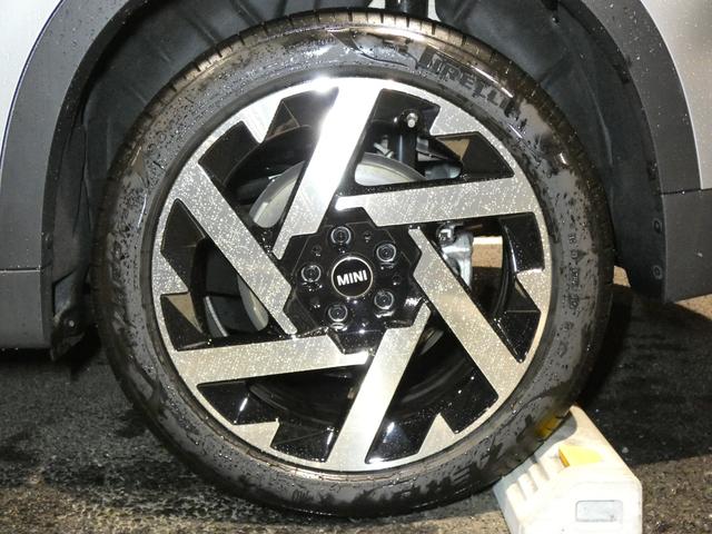ＭＩＮＩ カントリーマンＳオール４　フェイバード・トリム　Ｍパッケージ　正規認定中古車　保証整備付　弊社試乗車　ナビ　ＥＴＣ　ドラレコ　バックカメラ　電動シート　ハーマンカードン　衝突軽減ブレーキ　アイドリングストップ　障害物ソナー　レーンキープ　Ａクルコン（62枚目）