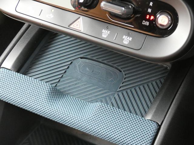 ＭＩＮＩ カントリーマンＳＥオール４　フェイバード・トリム　Ｍパッケージ　正規認定中古車　保証整備付　弊社試乗車　急速充電　ナビ　ＥＴＣ　ドラレコ　バックカメラ　電動シート　ハーマンカードン　衝突軽減ブレーキ　アイドリングストップ　障害物ソナー　レーンキープ（18枚目）