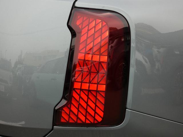 ＭＩＮＩ カントリーマンＳＥオール４　フェイバード・トリム　Ｍパッケージ　正規認定中古車　保証整備付　弊社試乗車　急速充電　ナビ　ＥＴＣ　ドラレコ　バックカメラ　電動シート　ハーマンカードン　衝突軽減ブレーキ　アイドリングストップ　障害物ソナー　レーンキープ（56枚目）