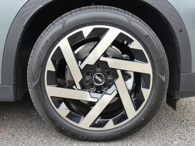 ＭＩＮＩ カントリーマンＳＥオール４　フェイバード・トリム　Ｍパッケージ　正規認定中古車　保証整備付　弊社試乗車　急速充電　ナビ　ＥＴＣ　ドラレコ　バックカメラ　電動シート　ハーマンカードン　衝突軽減ブレーキ　アイドリングストップ　障害物ソナー　レーンキープ（62枚目）