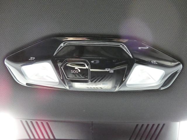 ＭＩＮＩ クーパーＣ　フェイバード・トリム　正規認定中古車　保証整備付　弊社試乗車　ナビ　ＥＴＣ　バックカメラ　衝突軽減ブレーキ　アイドリングストップ　障害物ソナー　レーンキープ　アダプティブクルコン　ＬＥＤライト　純正ホイール（15枚目）