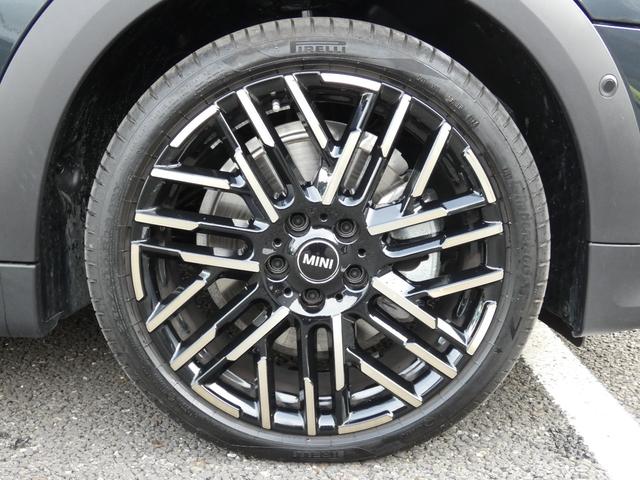 ＭＩＮＩ クーパーＣ　フェイバード・トリム　正規認定中古車　保証整備付　弊社試乗車　ナビ　ＥＴＣ　バックカメラ　衝突軽減ブレーキ　アイドリングストップ　障害物ソナー　レーンキープ　アダプティブクルコン　ＬＥＤライト　純正ホイール（53枚目）