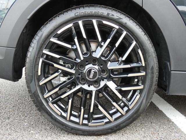ＭＩＮＩ クーパーＣ　フェイバード・トリム　正規認定中古車　保証整備付　弊社試乗車　ナビ　ＥＴＣ　バックカメラ　衝突軽減ブレーキ　アイドリングストップ　障害物ソナー　レーンキープ　アダプティブクルコン　ＬＥＤライト　純正ホイール（55枚目）