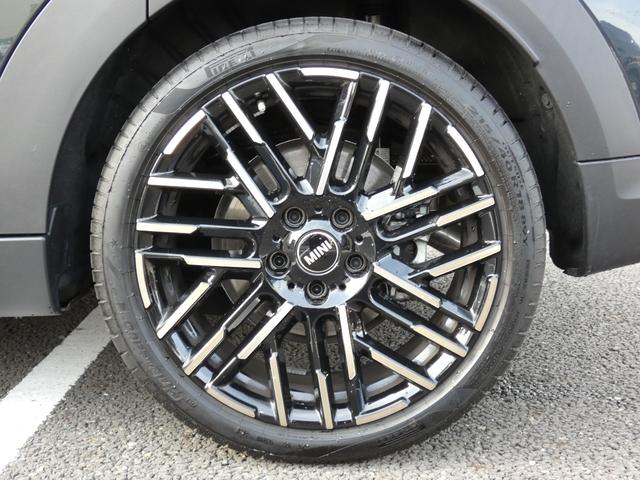 ＭＩＮＩ クーパーＣ　フェイバード・トリム　正規認定中古車　保証整備付　弊社試乗車　ナビ　ＥＴＣ　バックカメラ　衝突軽減ブレーキ　アイドリングストップ　障害物ソナー　レーンキープ　アダプティブクルコン　ＬＥＤライト　純正ホイール（56枚目）