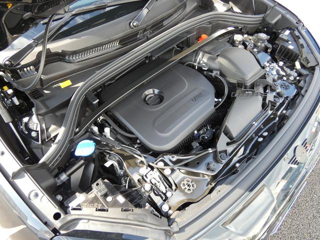 �Q�k�^�[�{�G���W���I