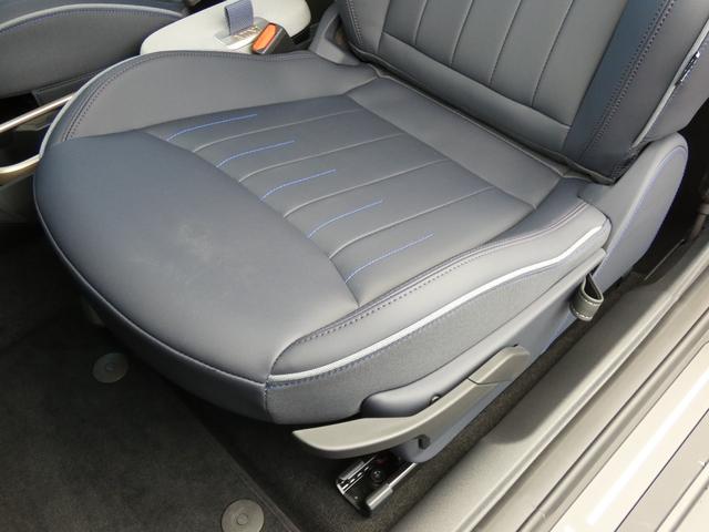 ���ʂ̑O��E�����Ɣw������̊p�x�������\�ł��I