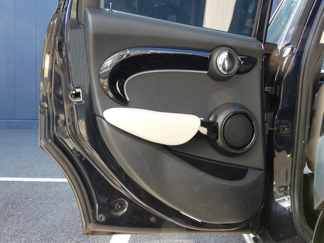 ＭＩＮＩ クーパー　クラシック・トリム　正規認定中古車　保証整備付　ナビ　ＥＴＣ　ドラレコ　バックカメラ　衝突軽減ブレーキ　アイドリングストップ　障害物ソナー　車線キープ　アダプティブクルコン　ＬＥＤライト　純正ホイール（40枚目）