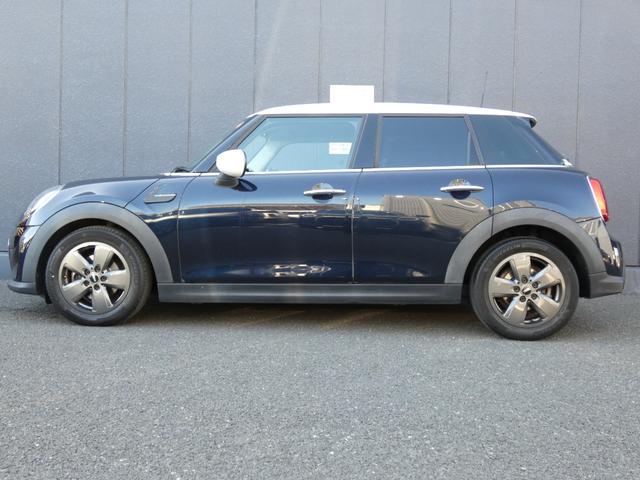 ＭＩＮＩ クーパー　クラシック・トリム　正規認定中古車　保証整備付　ナビ　ＥＴＣ　ドラレコ　バックカメラ　衝突軽減ブレーキ　アイドリングストップ　障害物ソナー　車線キープ　アダプティブクルコン　ＬＥＤライト　純正ホイール（47枚目）