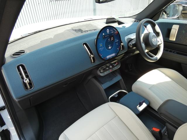 ＭＩＮＩ カントリーマンＤ　フェイバード・トリム　正規認定中古車　新車保証　保証整備付　弊社試乗車　ナビ　ＥＴＣ　ドラレコ　バックカメラ　衝突軽減ブレーキ　アイドリングストップ　障害物ソナー　車線キープ　Ａクルコン　ＬＥＤライト　純正ホイール（28枚目）