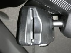 �ţԣã��������η��μ�ư������ǽ�դ��Хå��ߥ顼����³�֤Υإåɥ饤�Ȥ���������ư�Ƿڸ����Ƥ���ޤ��� 7