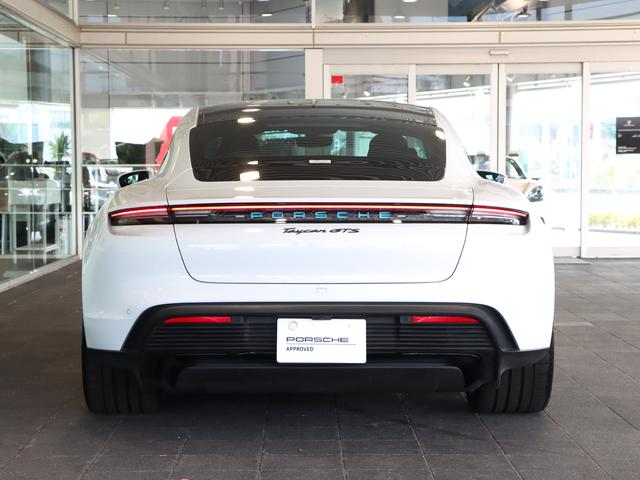 タイカン タイカンＧＴＳ　ワンオーナー　シートベンチレーション（6枚目）