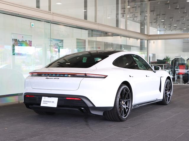 タイカン タイカンＧＴＳ　ワンオーナー　シートベンチレーション（7枚目）