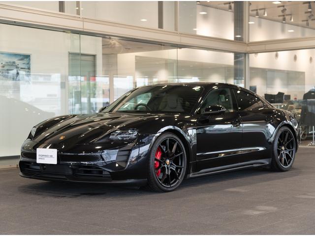 タイカン タイカンＧＴＳ　４＋１シート　マトリックスヘッドライト（4枚目）