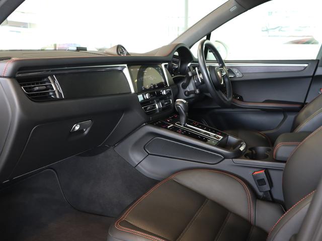 マカン マカンGTS ワンオーナー BOSEサウンドシステム(2枚目)