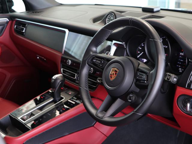 ���U�[�C���e���A