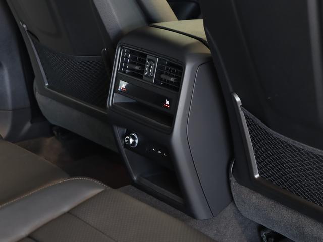 �V�[�g�q�[�^�[�i�t�����g�y�с@���A�j