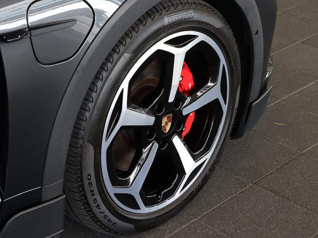 �t���J���[�̃|���V�F�N���X�g�t���z�C�[���Z���^�[�L���b�v�𑕔������Q�O�@�C���`�@�n�������������@�c�����������@�z�C�[��