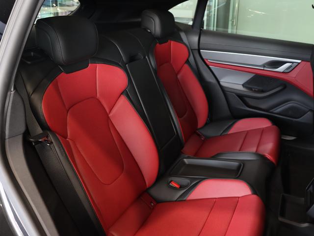 �������S��