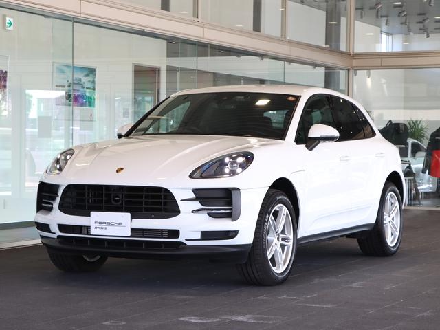 �G�N�X�e���A�J���[�F�z���C�g