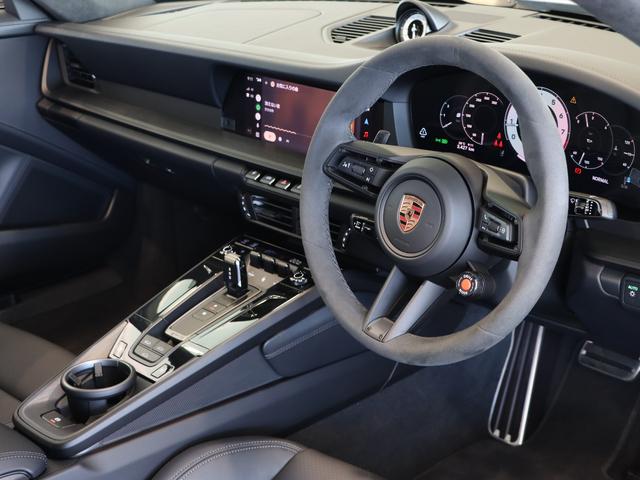 ９１１カレラＧＴＳ　１オーナー禁煙車　ブラック塗装ホイール（画像11）