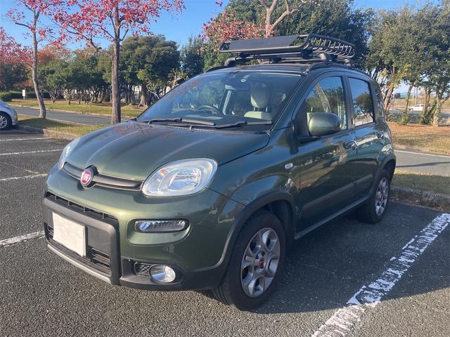 パンダ ４×４コンフォート　４ＷＤ　前後ドライブレコーダー　５速マニュアル車　ＥＴＣ　オートエアコン　リアプライバシーガラス　ルーフキャリア　純正アルミ　クラッチ交換済　シングルフライホイール（3枚目）