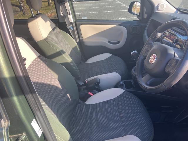 パンダ ４×４コンフォート　４ＷＤ　前後ドライブレコーダー　５速マニュアル車　ＥＴＣ　オートエアコン　リアプライバシーガラス　ルーフキャリア　純正アルミ　クラッチ交換済　シングルフライホイール（36枚目）