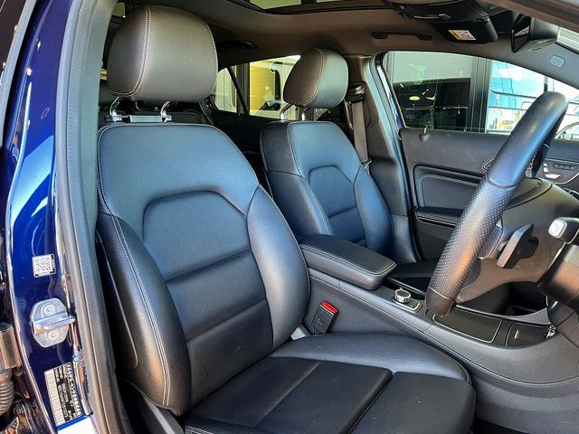 GLAクラス GLA220 4マチック プレミアム・レーダーセーフティ・ナビパッケージ パノラマSR 電動テールゲート ナビ/TV/Rカメラ harman/kardonサウンド 取説・整手・記録簿・スペアキー有(9枚目)