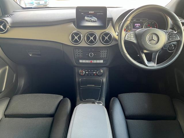 Bクラス B180 レーダーセーフティ&ベーシック&ナビゲーションパッケージ LEDヘッドライト キーレスPUSHスタート 前席シートヒーター 後席シートテーブル  HDD/TV/リアカメラ/Bluetooth/ETC(4枚目)