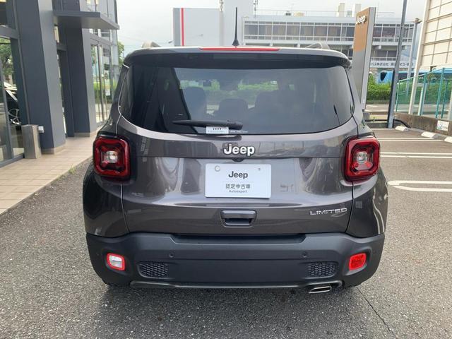 ジープ・レネゲード リミテッド　シートヒーター／ハンドルヒーター／バックカメラ／オートクルーズコントロール／ＡｐｐｌｅＣａｒｐｌａｙ／ＡｎｄｏｒｏｉｄＡｕｔｏ／認定中古車保証付き（2枚目）