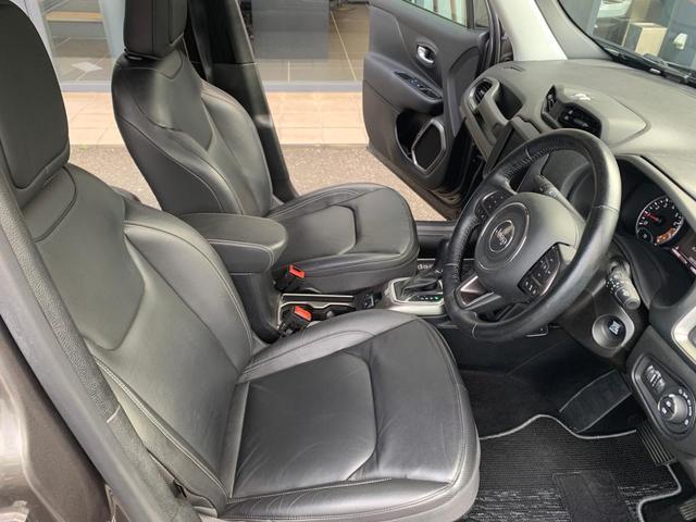 ジープ・レネゲード リミテッド　シートヒーター／ハンドルヒーター／バックカメラ／オートクルーズコントロール／ＡｐｐｌｅＣａｒｐｌａｙ／ＡｎｄｏｒｏｉｄＡｕｔｏ／認定中古車保証付き（10枚目）