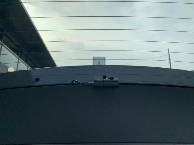 ジープ・レネゲード リミテッド　シートヒーター／ハンドルヒーター／バックカメラ／オートクルーズコントロール／ＡｐｐｌｅＣａｒｐｌａｙ／ＡｎｄｏｒｏｉｄＡｕｔｏ／認定中古車保証付き（14枚目）