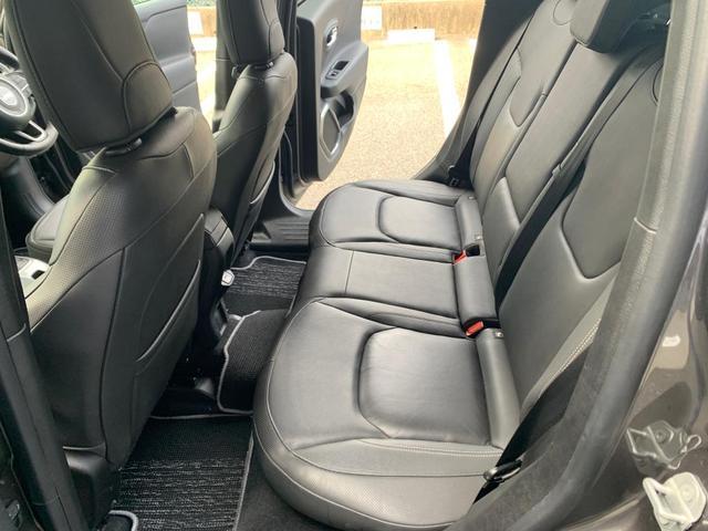 ジープ・レネゲード リミテッド　シートヒーター／ハンドルヒーター／バックカメラ／オートクルーズコントロール／ＡｐｐｌｅＣａｒｐｌａｙ／ＡｎｄｏｒｏｉｄＡｕｔｏ／認定中古車保証付き（16枚目）