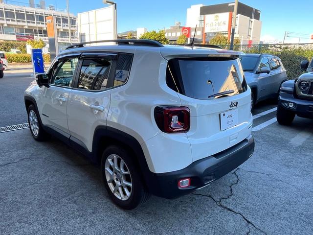 ジープ・レネゲード リミテッド　ＡｐｐｌｅＣａｒｐｌａｙ／ＡｎｄｏｒｏｉｄＡｕｔｏ／シートヒーター／ハンドルヒーター／バックカメラ／認定中古車保証付き／認定中古車（5枚目）