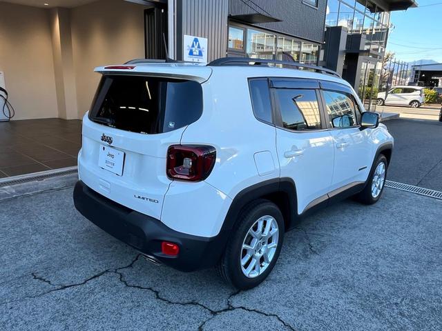ジープ・レネゲード リミテッド　ＡｐｐｌｅＣａｒｐｌａｙ／ＡｎｄｏｒｏｉｄＡｕｔｏ／シートヒーター／ハンドルヒーター／バックカメラ／認定中古車保証付き／認定中古車（6枚目）