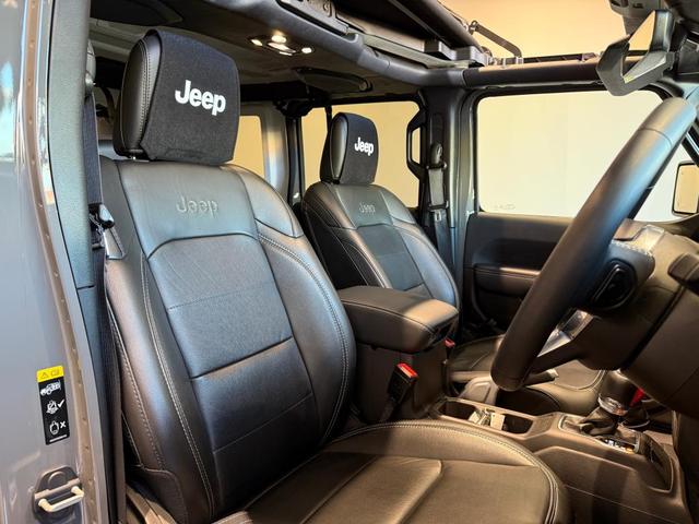 ジープ・ラングラーアンリミテッド リミテッドEDウィズサンライダフリップTフォーハドT AppleCarplay/AndoroidAuto/全席レザーシート/前席シートヒーター/ハンドルヒーター/バックカメラ/V6エンジン搭載/認定中古車保証付き/認定中古車(10枚目)