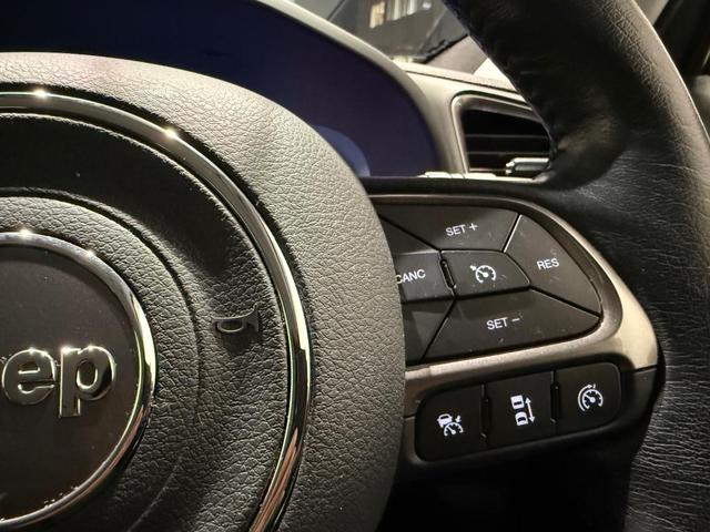 ジープ・レネゲード リミテッド シートヒーター/ハンドルヒーター/バックカメラ/前席パワーシート//AppleCarplay/AndoroidAuto/認定中古車保証付き/認定中古車(12枚目)