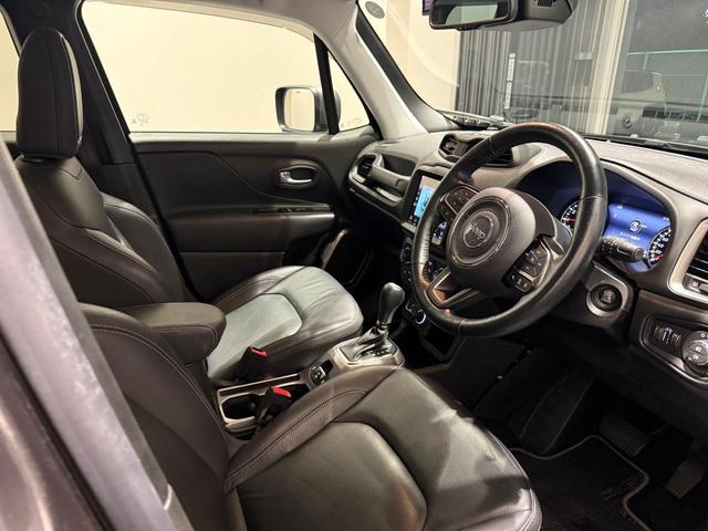ジープ・レネゲード リミテッド シートヒーター/ハンドルヒーター/バックカメラ/前席パワーシート//AppleCarplay/AndoroidAuto/認定中古車保証付き/認定中古車(15枚目)