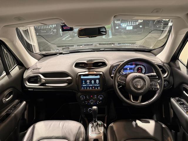ジープ・レネゲード リミテッド シートヒーター/ハンドルヒーター/バックカメラ/前席パワーシート//AppleCarplay/AndoroidAuto/認定中古車保証付き/認定中古車(18枚目)