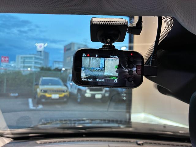 ジープ・コマンダー リミテッド サンルーフ/シートヒーター/ハンドルヒーター/バックカメラ/オートクルーズコントロール/前席パワーシート/AppleCarplay/AndoroidAuto/新車保証継承/認定中古車(12枚目)