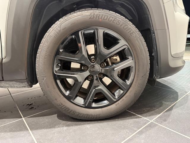 ジープ・レネゲード ナイトイーグル　特別限定車／バックカメラ／ＡｐｐｌｅＣａｒｐｌａｙ／ＡｎｄｏｒｏｉｄＡｕｔｏ／社外シートカバー装着済み／認定中古車保証付き／認定中古車（12枚目）