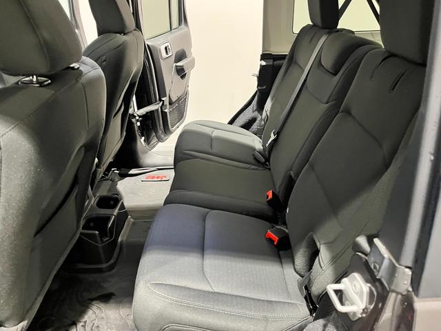 ���Ђ̓W�[�v���K�f�B�[���[�@�W�[�v�É��^�W�[�v���Â�W�J���Ă���܂��B�C�ɂȂ�݌Ɏԗ����������܂����炨�C�y�ɂ��₢���킹���������܂��B�W�[�v�É��O�T�S�|�U�T�T�|�P�X�X�W�O