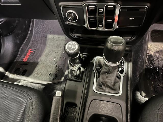 ���Ђł͑S�ԗ��̎��O�_���������s���Ă���܂��B�܂����[�ԑO�ɍēx�_���������s���A�S��������O�܂ł��[�Ԓv���܂��B���K�f�B�[���[�Ȃ�ł͂̃N�I���e�B�ƈ��S�����͂����Ă���܂��I