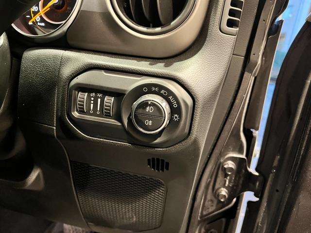 �����R�[�e�B���O���Ή��\�ł��I�@��C���e���A�K�[�h����{�H����Ƃ��܂ł������Ȏԓ����L�[�v�����邱�Ƃ��o���܂��B�@�h�����ʁA�ϐ����A�ȒP�����e�i���X�ł���y�ɁI�I