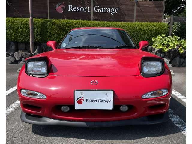 ＲＸ－７ ツーリングＸ　サンルーフ　ＢＯＳＥ　整備記録簿　シーケンシャルツインターボシステム　対向４ピストンアルミブレーキキャリパー　ノーマルマフラー　大型リアスポイラー（4枚目）