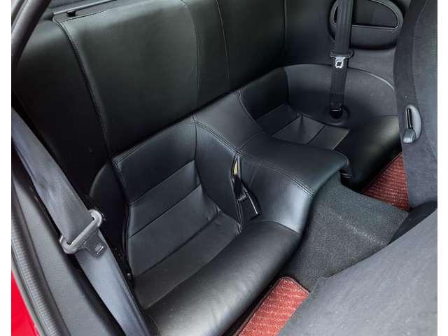 ＲＸ－７ ツーリングＸ　サンルーフ　ＢＯＳＥ　整備記録簿　シーケンシャルツインターボシステム　対向４ピストンアルミブレーキキャリパー　ノーマルマフラー　大型リアスポイラー（15枚目）