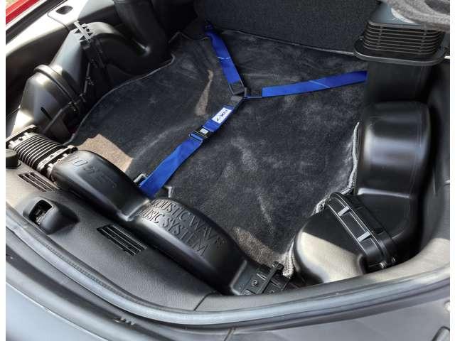 ＲＸ－７ ツーリングＸ　サンルーフ　ＢＯＳＥ　整備記録簿　シーケンシャルツインターボシステム　対向４ピストンアルミブレーキキャリパー　ノーマルマフラー　大型リアスポイラー（21枚目）