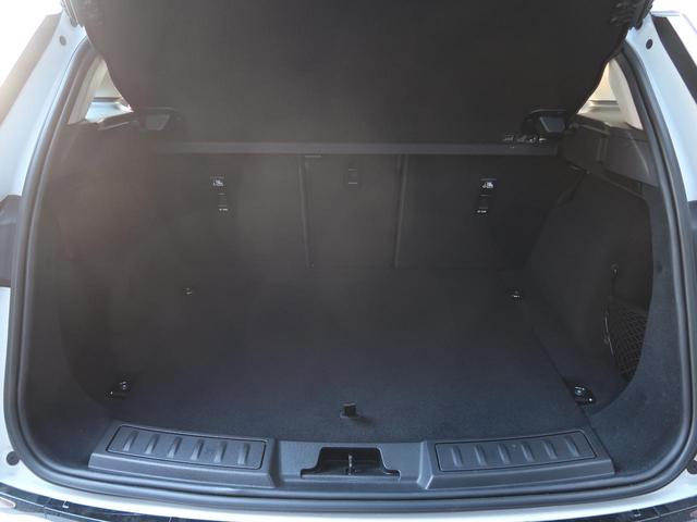 レンジローバーイヴォーク Ｓ　Ｄ２００　認定中古車　純正２０インチアルミホイール　パノラミックルーフ　パワーシート　パワーテールゲート　全周囲カメラ　Ａｐｐｌｅ　ＣａｒＰｌａｙ　アダプティブクルーズコントロール　レーンキープアシスト（30枚目）