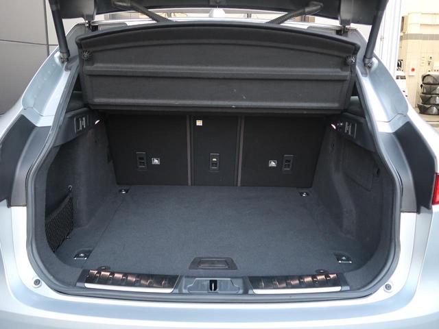 Ｆペイス ピュア　認定中古車　純正１９インチアルミホイール　ＭＥＲＩＤＩＡＮサウンド　メモリ付きパワーシート　電動ステアリングコラム　パドルシフト　３６０°カメラ　パワーテールゲート　Ａｐｐｌｅ　ＣａｒＰｌａｙ（14枚目）