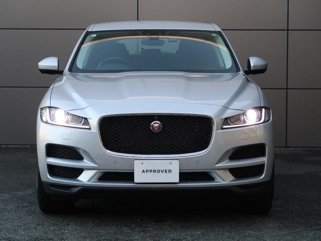 Ｆペイス ピュア　認定中古車　純正１９インチアルミホイール　ＭＥＲＩＤＩＡＮサウンド　メモリ付きパワーシート　電動ステアリングコラム　パドルシフト　３６０°カメラ　パワーテールゲート　Ａｐｐｌｅ　ＣａｒＰｌａｙ（20枚目）